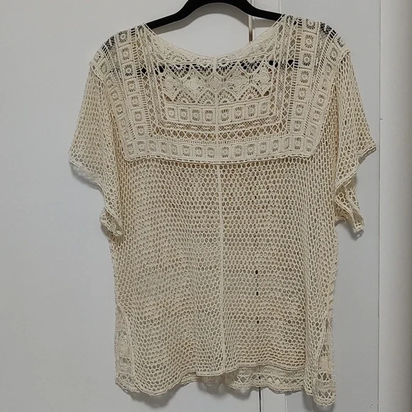 Sheer Ivory Crochet Tunic - Picture 5 of 5